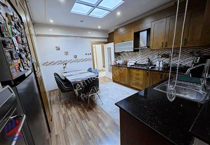 Reos Gayrimenkulden Tekzen Arkası Site İçindi Satılık 180m²daire - Görsel 6