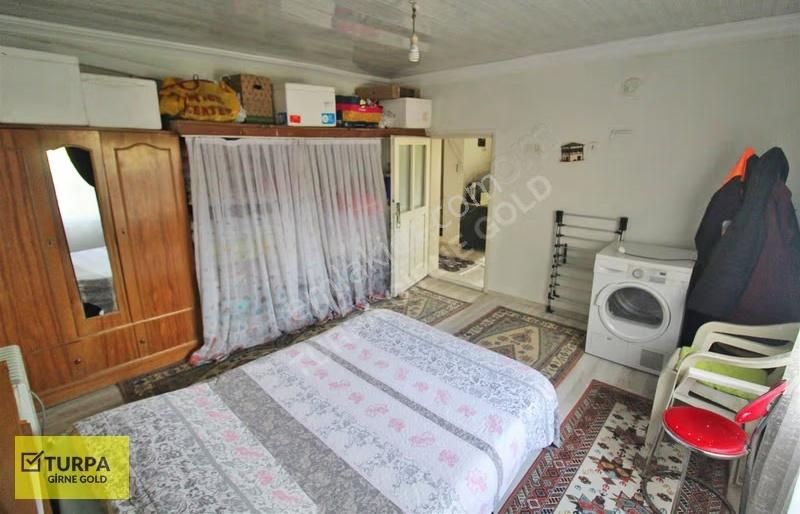 Bergama Gaylan'da 511 M2 Arsalı 2+1 Bakımlı Satılık Müstakil Ev - Görsel 2