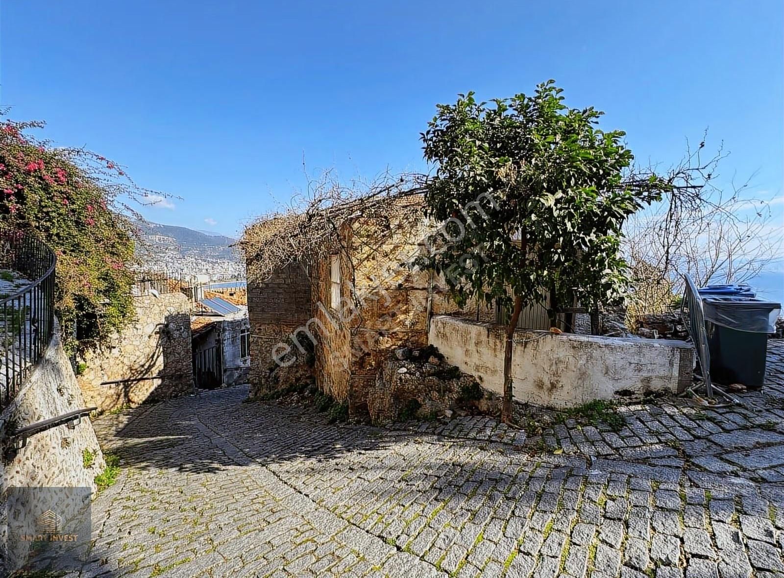 Alanya Tophanede Satılık 124m2 Arsa Ve Kargır Ev - Görsel 5