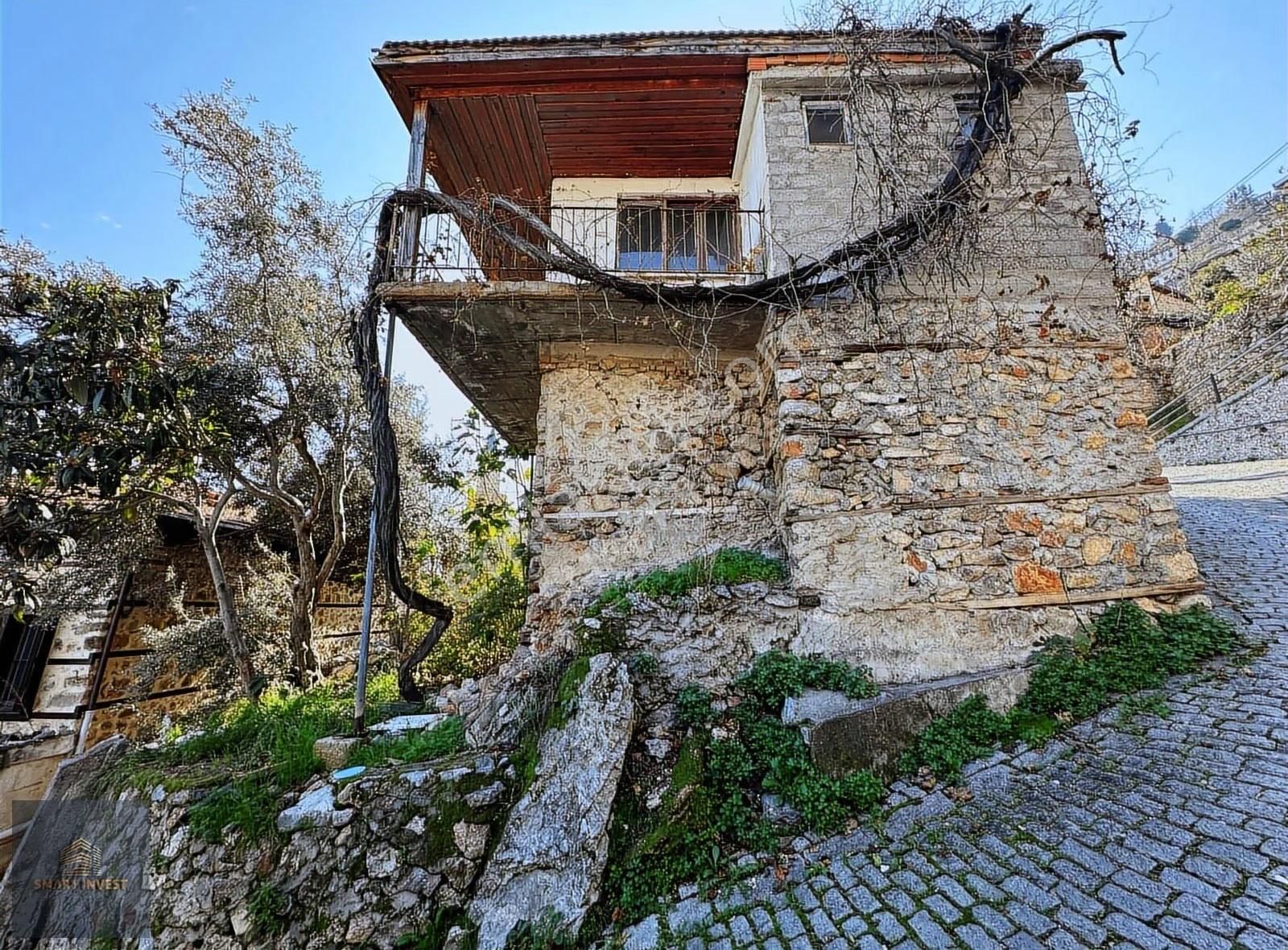 Alanya Tophanede Satılık 124m2 Arsa Ve Kargır Ev - Görsel 11