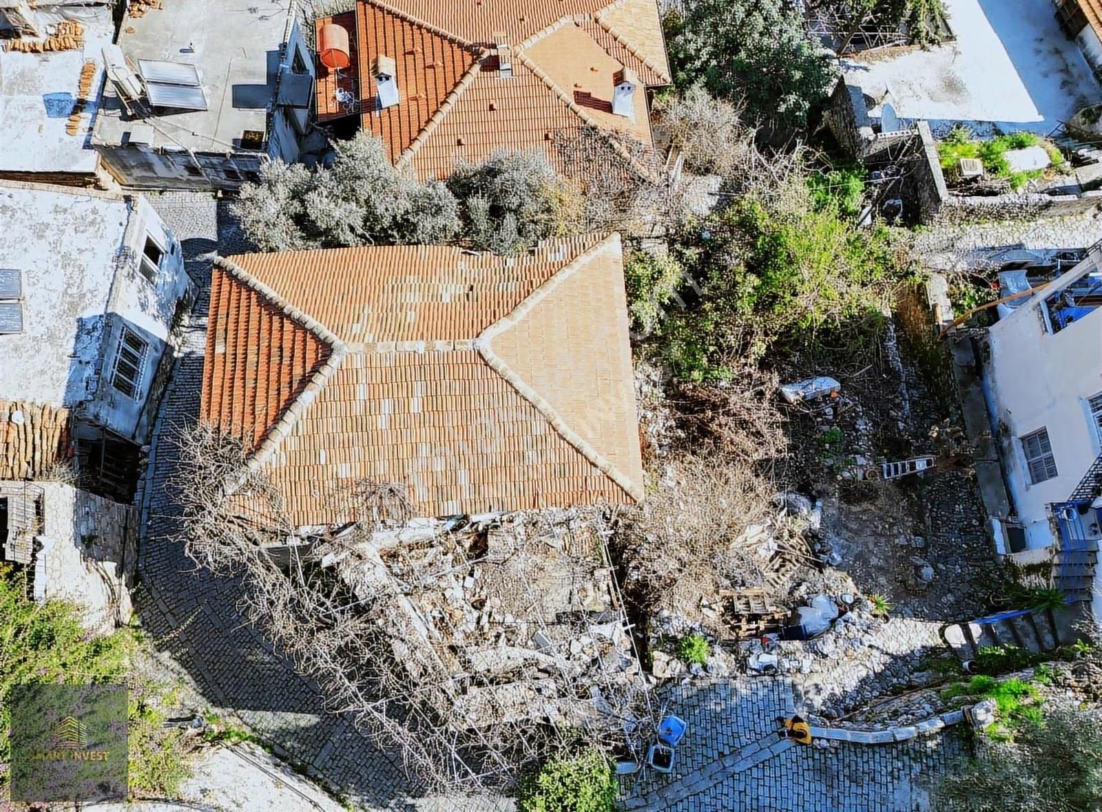 Alanya Tophanede Satılık 124m2 Arsa Ve Kargır Ev - Görsel 13