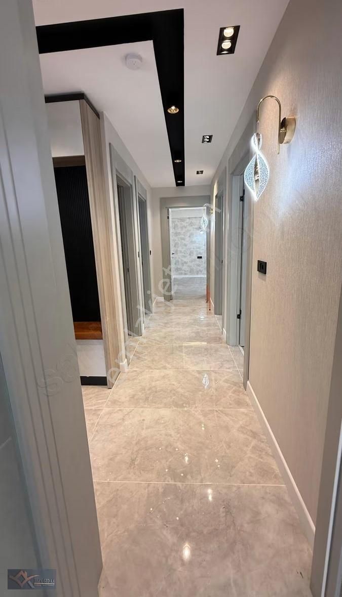 Karakaya'nın Gözdesi Lüks Yapıda İskanlı 3+1 Sıfır Orta Katdaire - Görsel 3