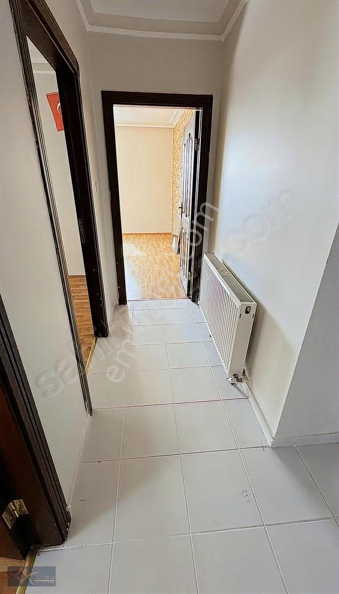 Kanunide Altında Daire Var 3+1+ Kiler + 2 Balkon Asansörlü !!! - Görsel 16