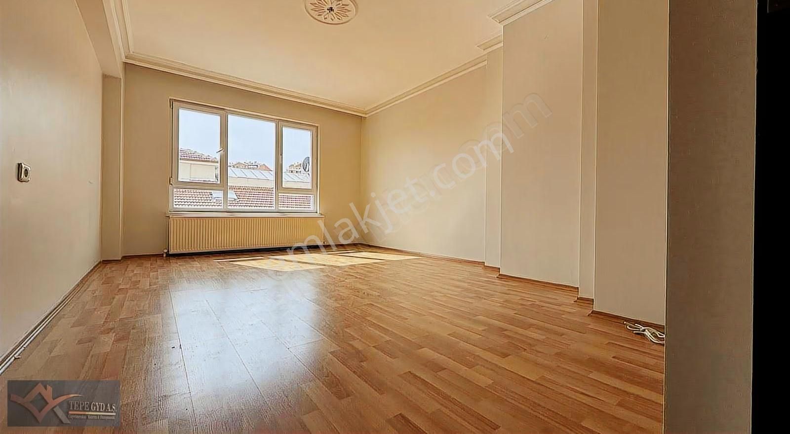 Kanunide Altında Daire Var 3+1+ Kiler + 2 Balkon Asansörlü !!! - Görsel 2
