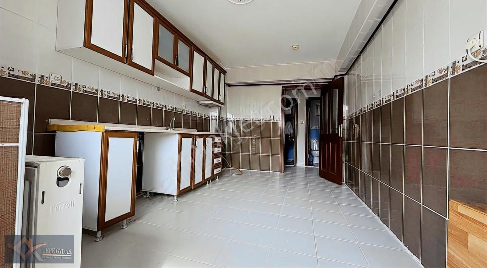Kanunide Altında Daire Var 3+1+ Kiler + 2 Balkon Asansörlü !!! - Görsel 24