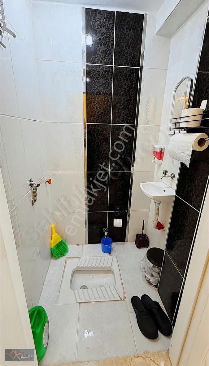 Kanuni Mah Teras Balkonlu Asansörlü 1. Kat Full Yapılı Geniş 3+1 - Görsel 19