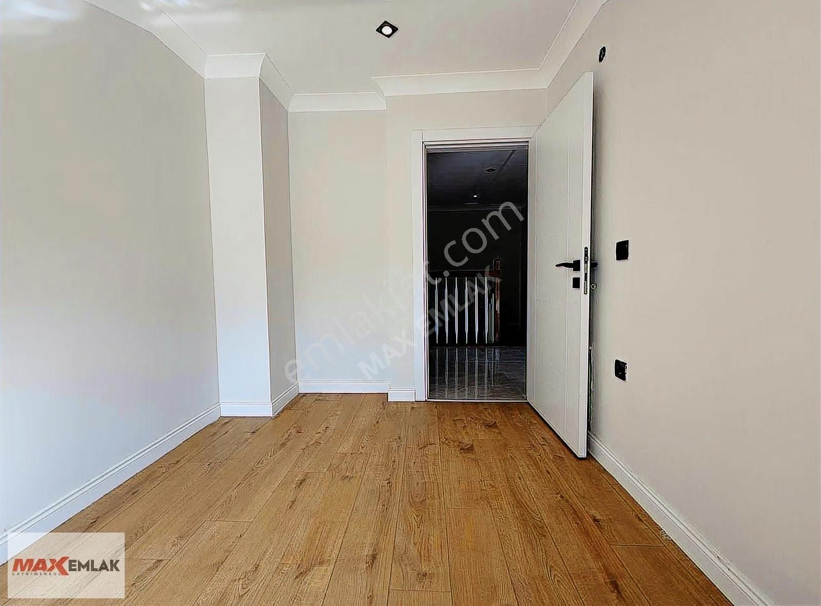 Bağlarbaşı Mahallesinde Deniz Manzaralı Sıfır Lüx 4+1 Dublex - Görsel 23