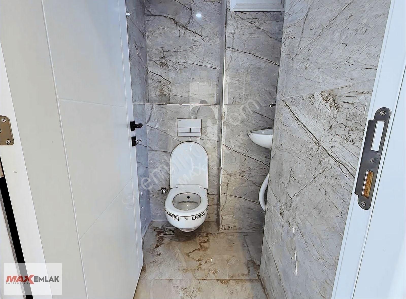 Bağlarbaşı Mahallesinde Deniz Manzaralı Sıfır Lüx 4+1 Dublex - Görsel 3