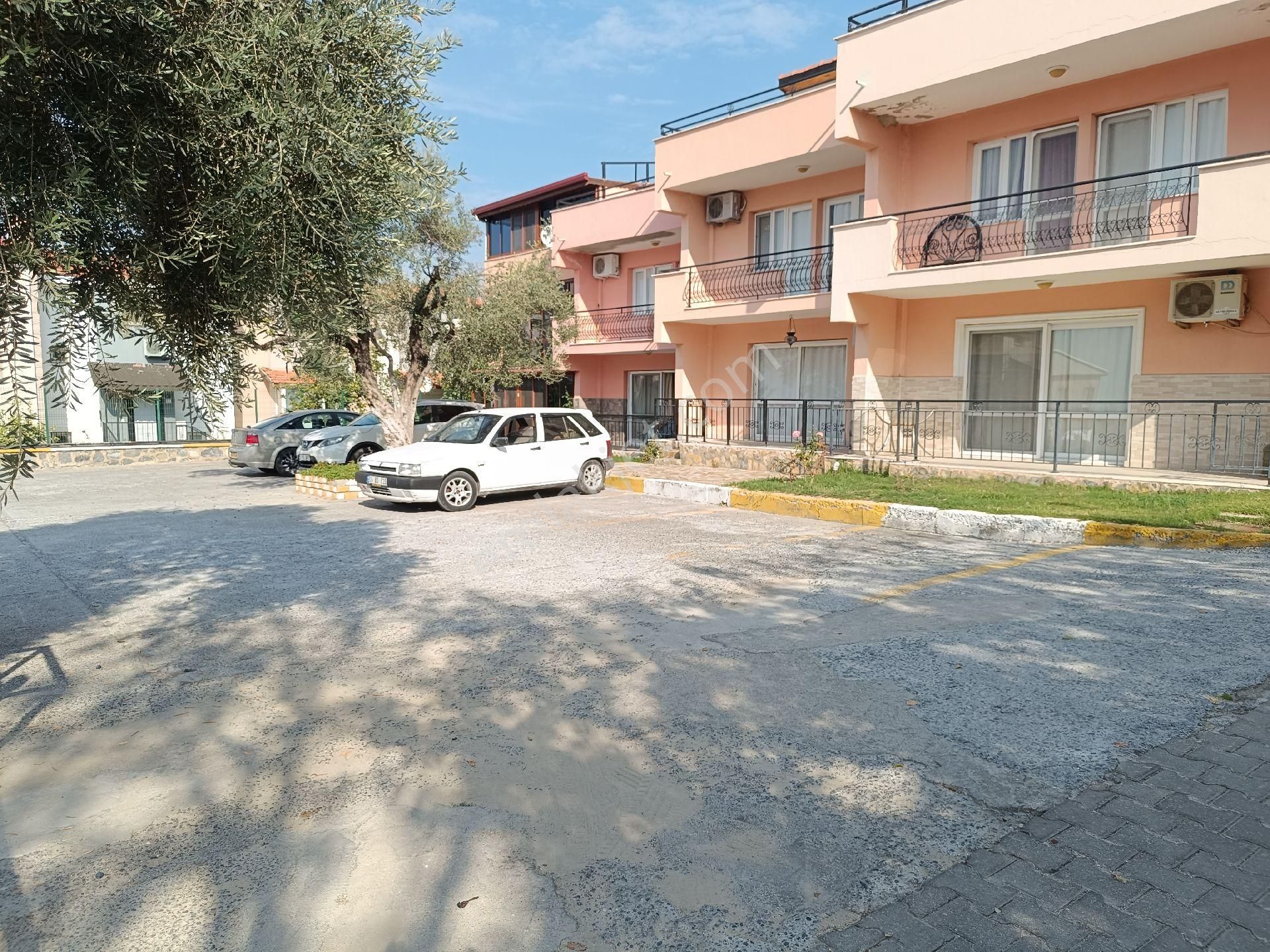 Kuşadası Kadınlar Denizinde Havuzlu Site 4+1 - Görsel 7