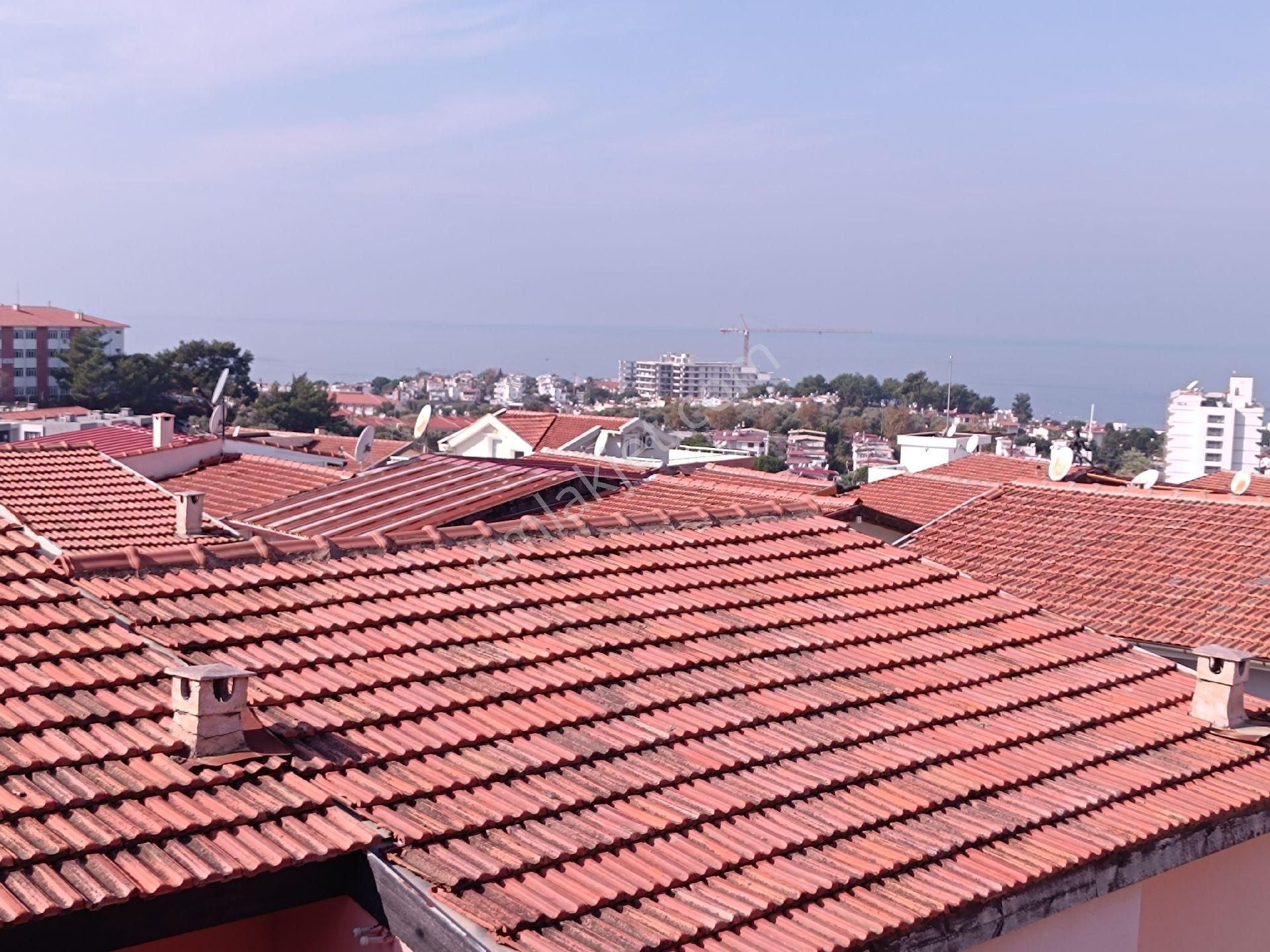 Kuşadası Kadınlar Denizinde Havuzlu Site 4+1 - Görsel 32