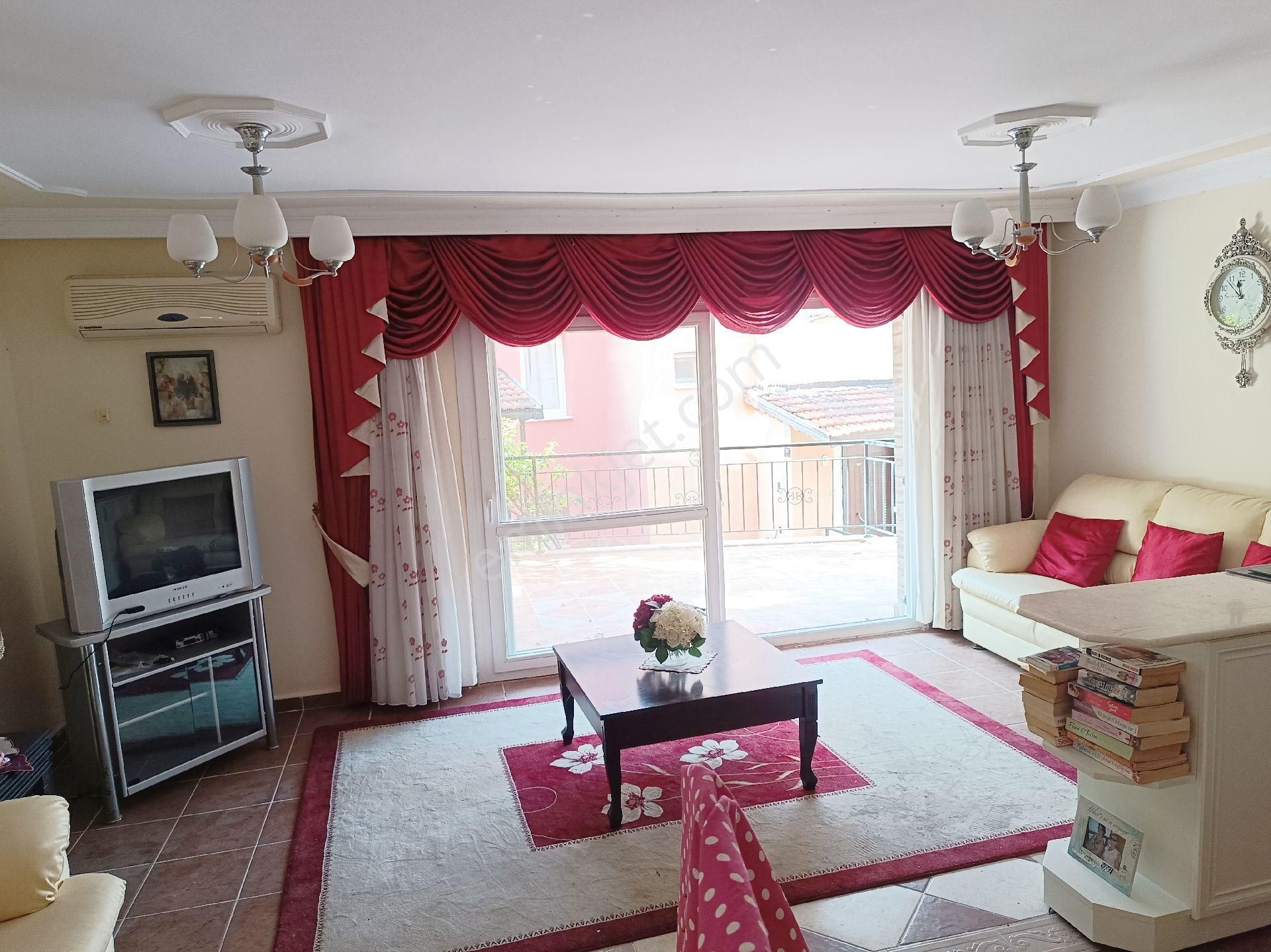 Kuşadası Kadınlar Denizinde Havuzlu Site 4+1 - Görsel 13