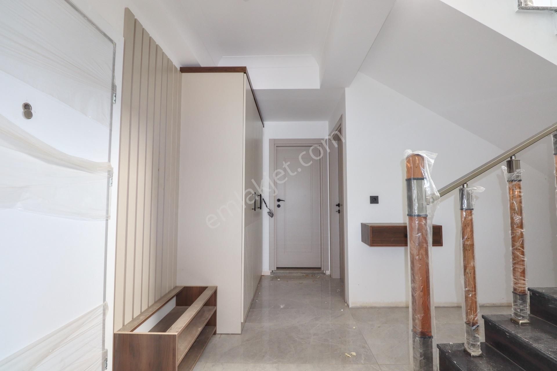 Güre'de 600 M2 Arsa İçinde Satılık Özel Havuzlu Villa - Görsel 24