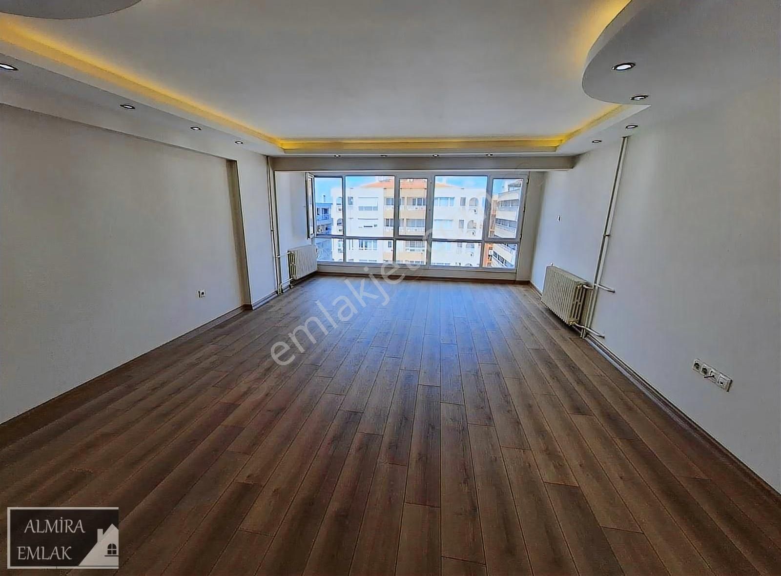 Poligon Da İnönü Cadde Üzeri 3+1 Asansörlü Otoparklı Satılık