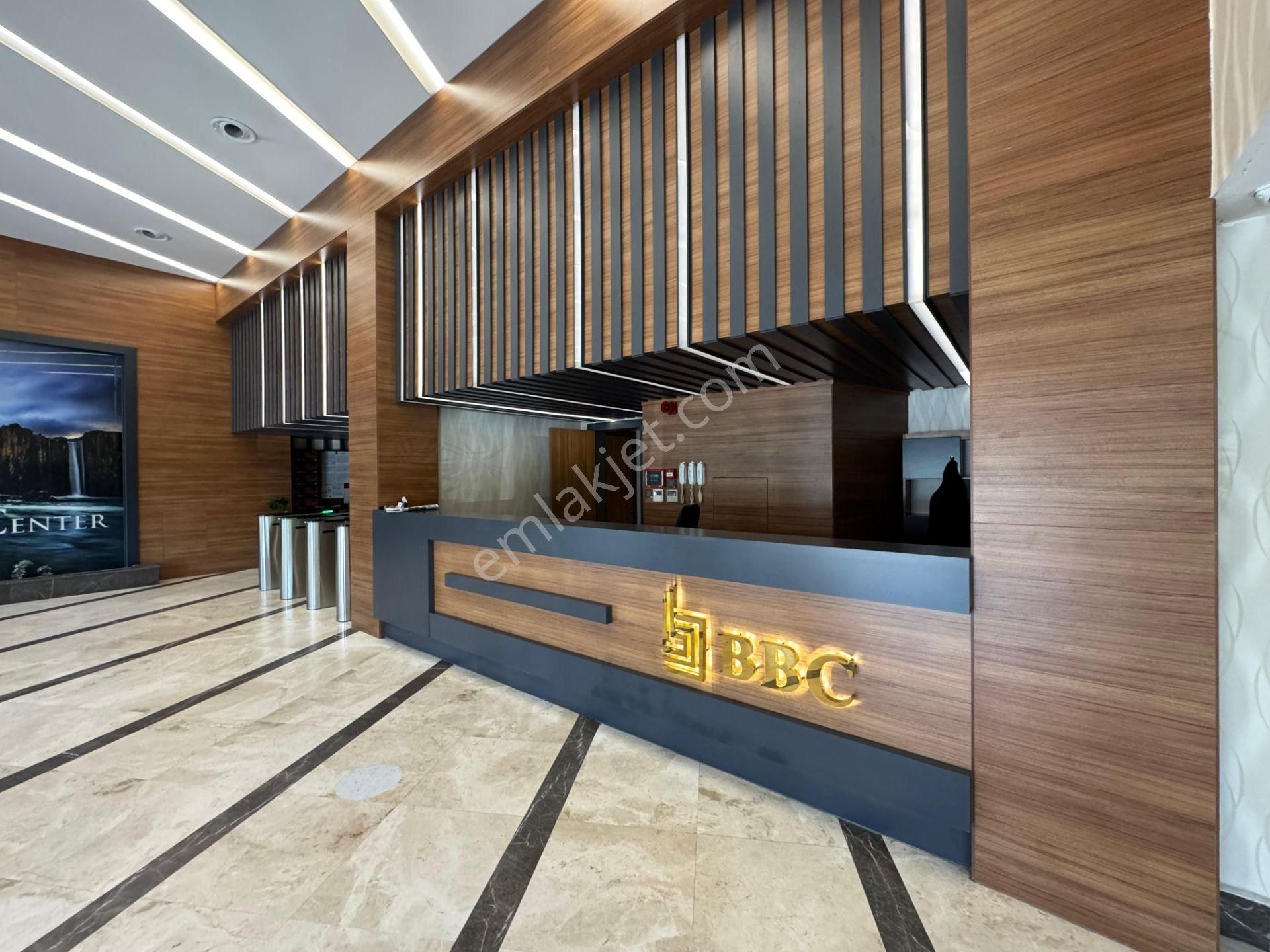 Çorlu'nun En Seçkin İş Merkezi Ballı Business Center'de Satılık 2+1 Ofis..!! - Görsel 23