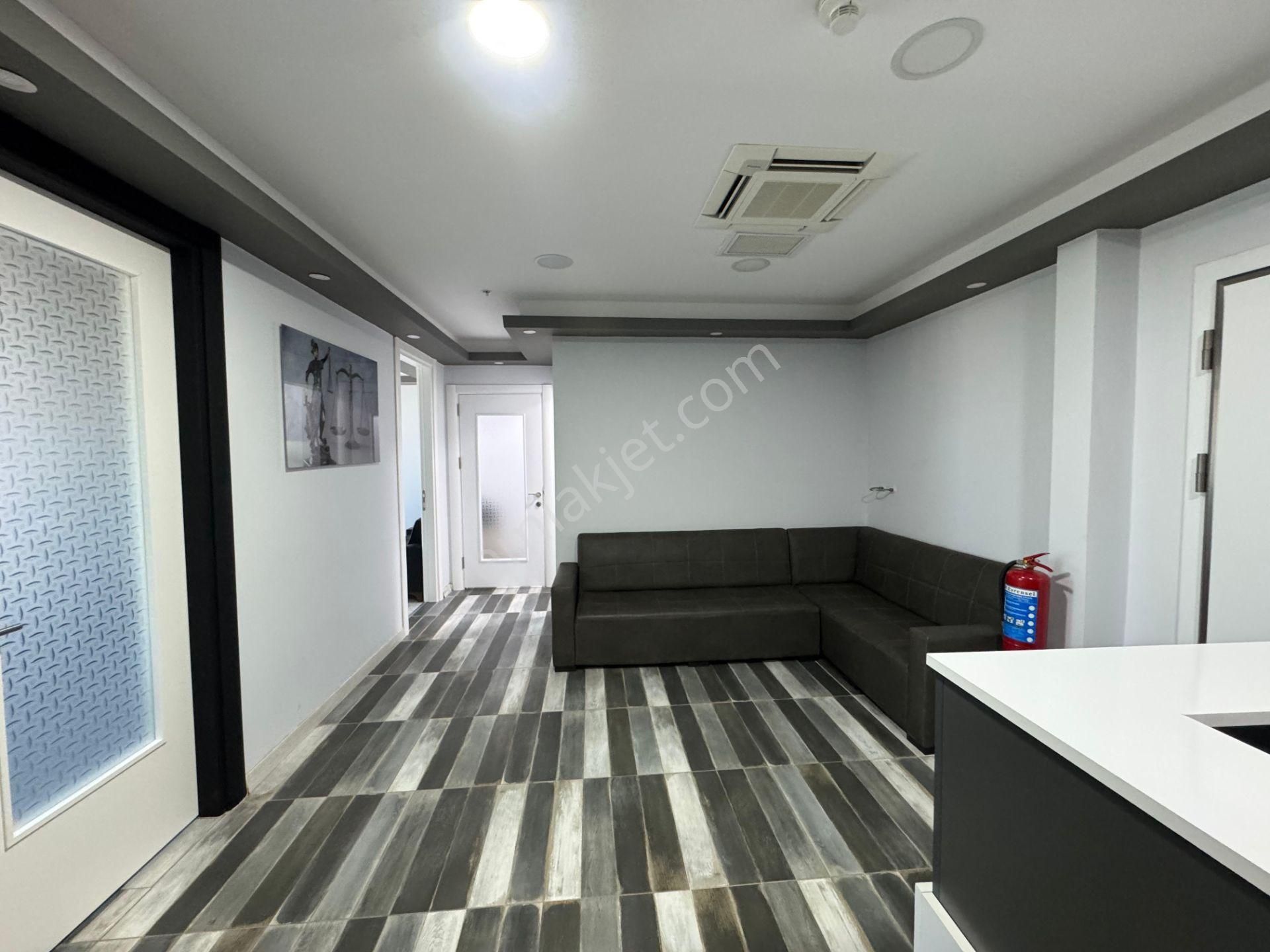 Çorlu'nun En Seçkin İş Merkezi Ballı Business Center'de Satılık 2+1 Ofis..!! - Görsel 5