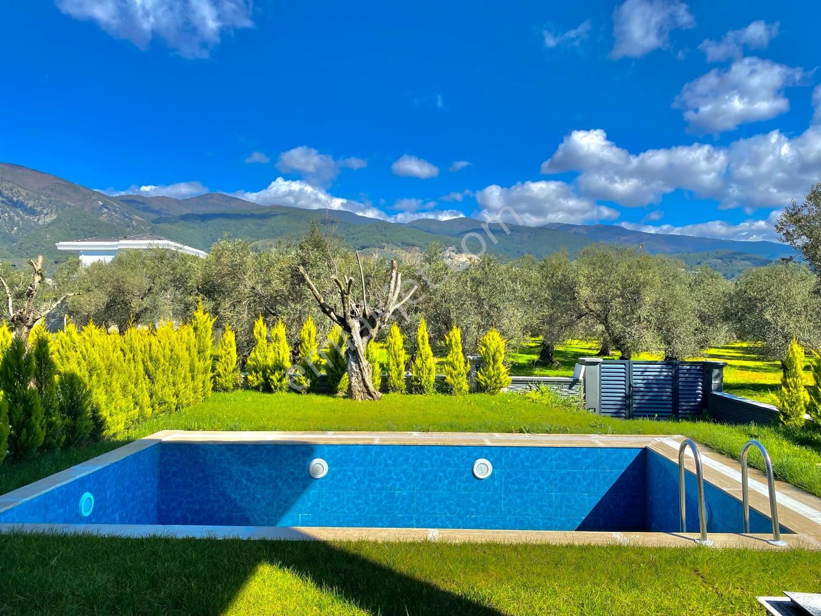 Yüksel'den Güre'de Havuzlu Lüx Proje De 4+1 Şahane Villa - Görsel 4