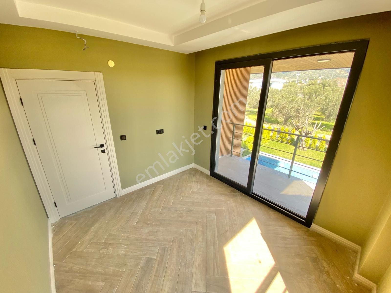 Yüksel'den Güre'de Havuzlu Lüx Proje De 4+1 Şahane Villa - Görsel 15