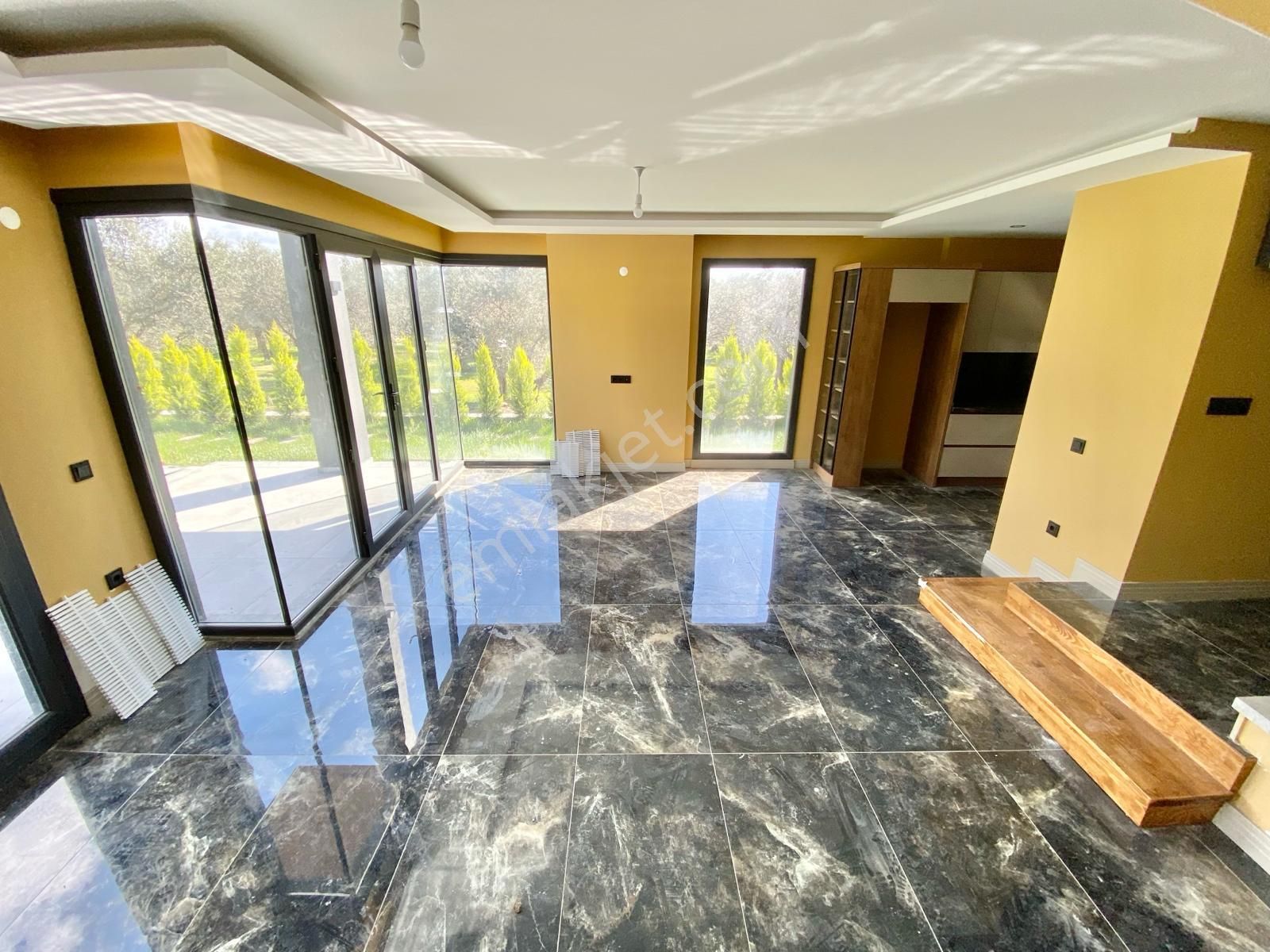 Yüksel'den Güre'de Havuzlu Lüx Proje De 4+1 Şahane Villa - Görsel 10