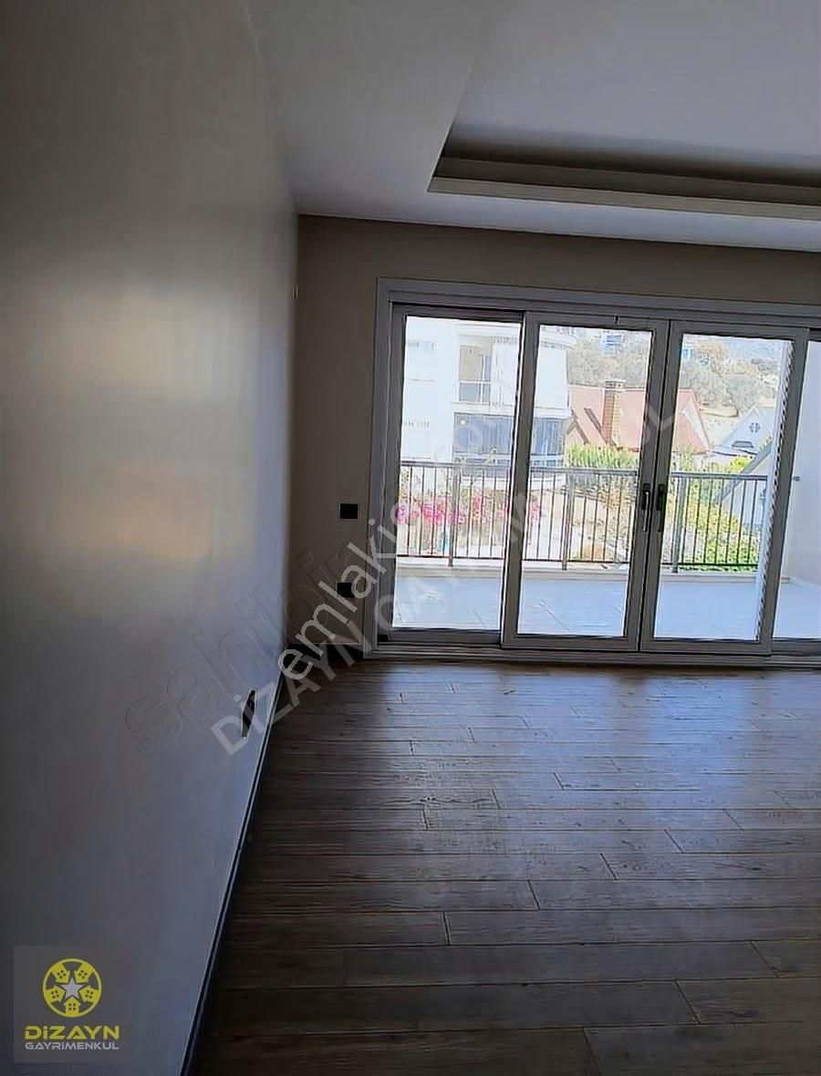 Kuşadası Ege Mahallesinde 3+1 Satılık Lüks Geniş Daire - Görsel 22