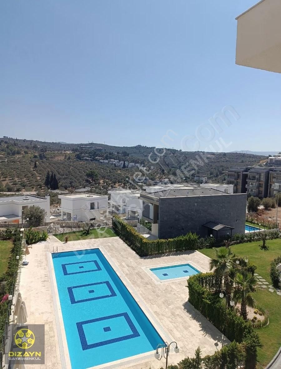 Kuşadası Ege Mahallesinde 3+1 Satılık Lüks Geniş Daire - Görsel 6