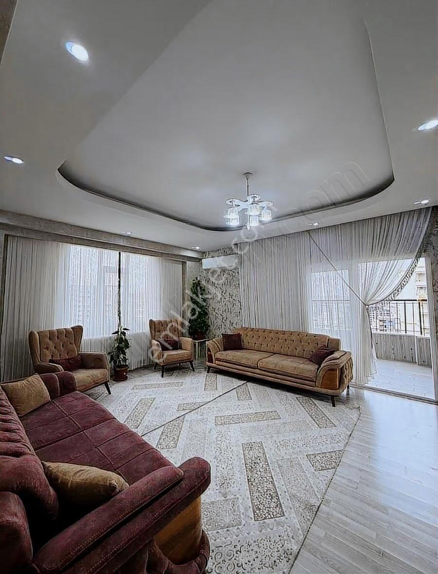 Doğukent 2'35 Cadede Galeri Gelinlik Üstü 3+1 Satılık Daire - Görsel 5