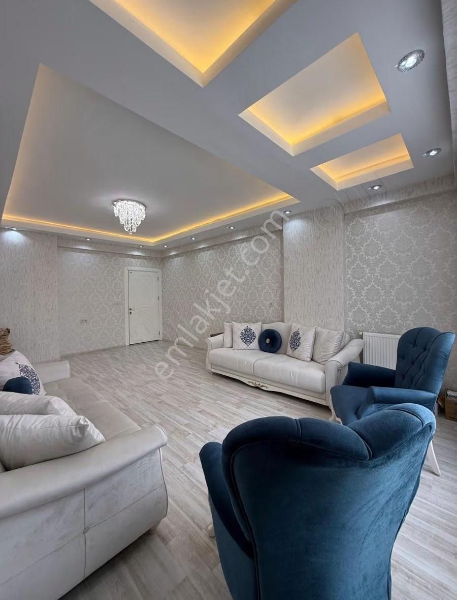 Doğukent 2'35 Cadede Galeri Gelinlik Üstü 3+1 Satılık Daire - Görsel 3