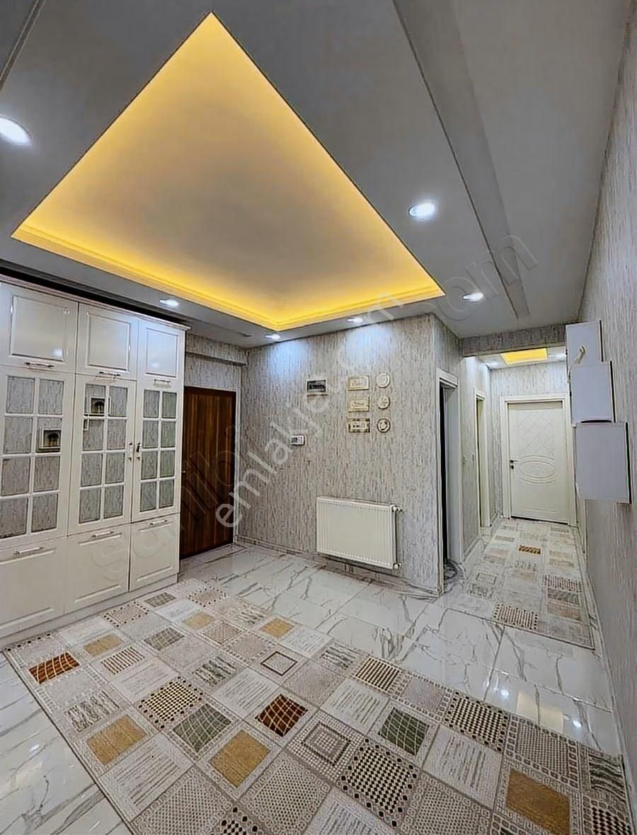 Doğukent 2'35 Cadede Galeri Gelinlik Üstü 3+1 Satılık Daire - Görsel 11