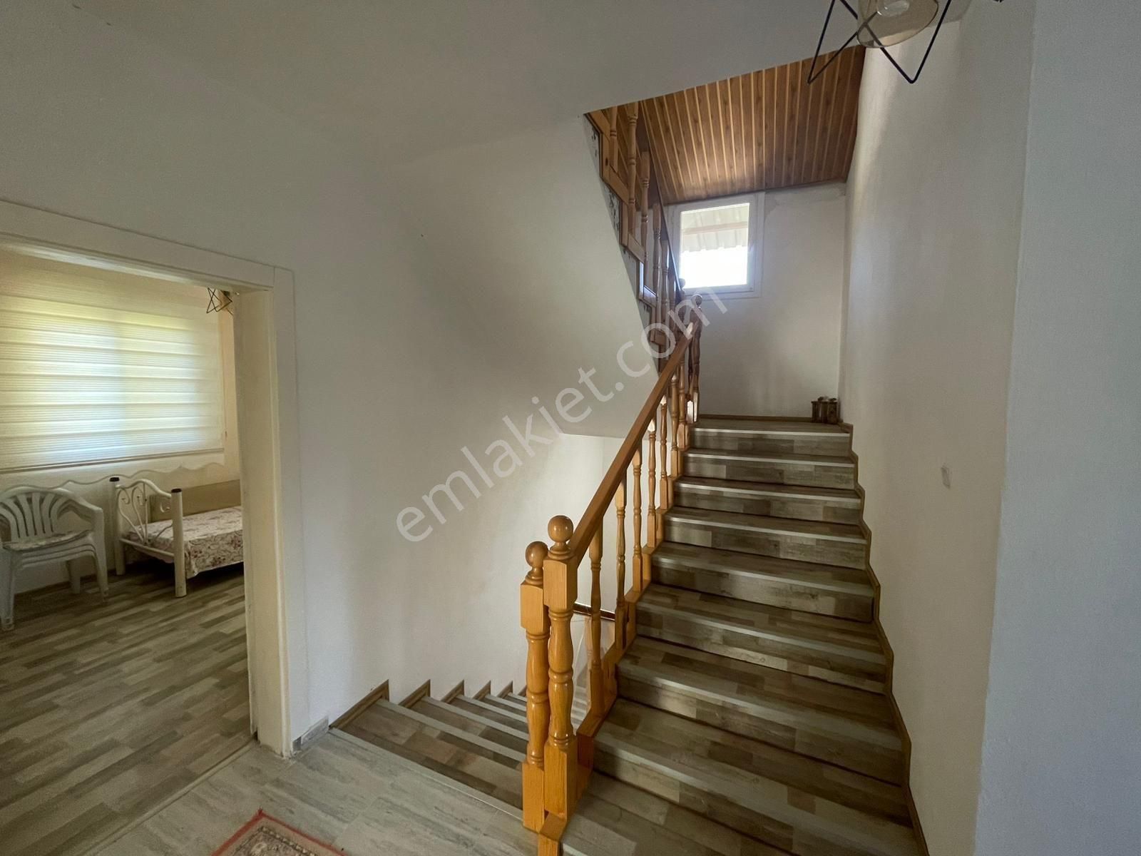 Ra Gayrimenkul Çamlıyayla Fakılar Dışbudak Mevkii Satılık Tripleks Villa - Görsel 7