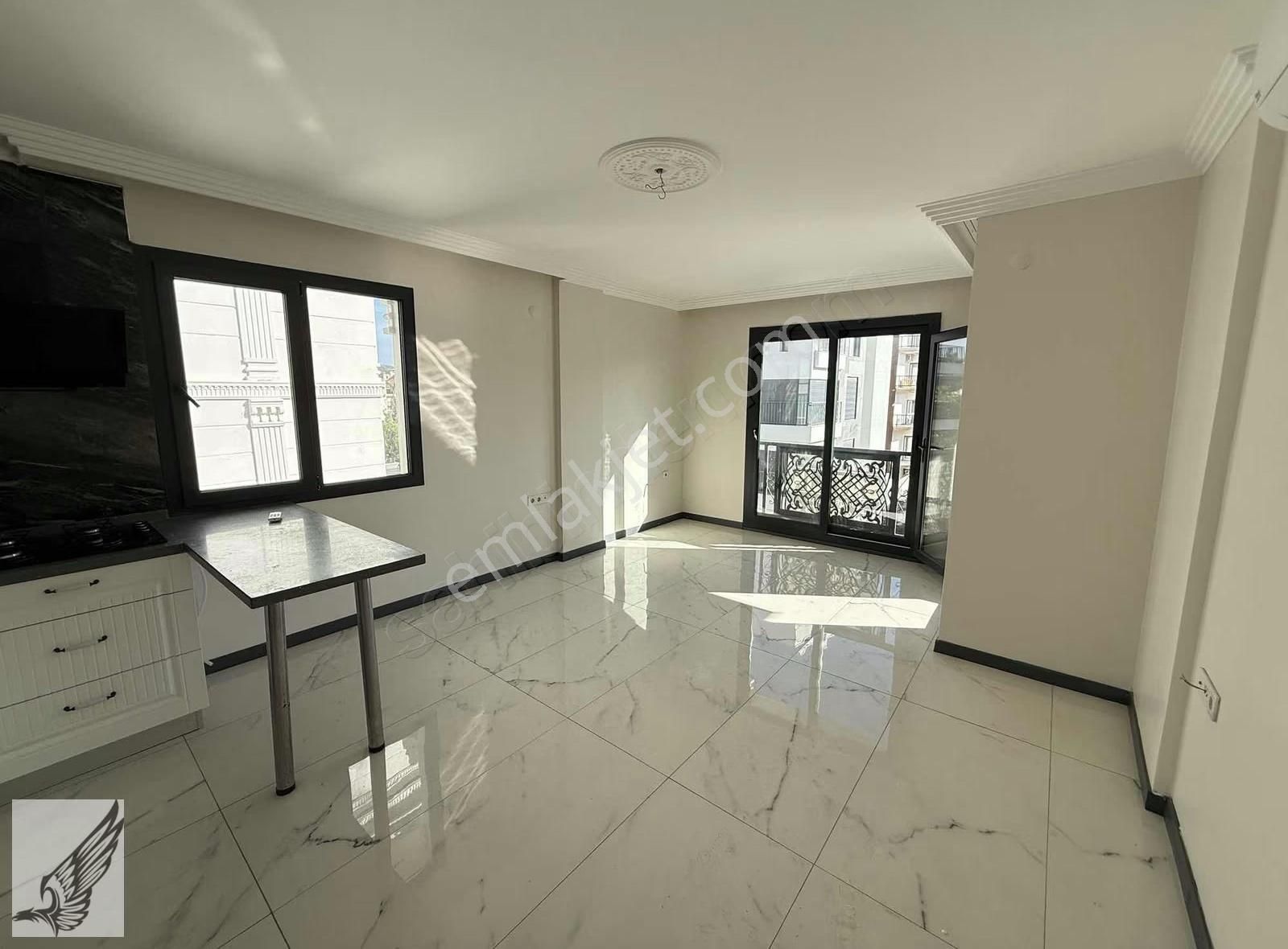 Seferihisar Ana Cadde Üzerinde Kullanışlı Satılık 1+1 Daire - Görsel 8