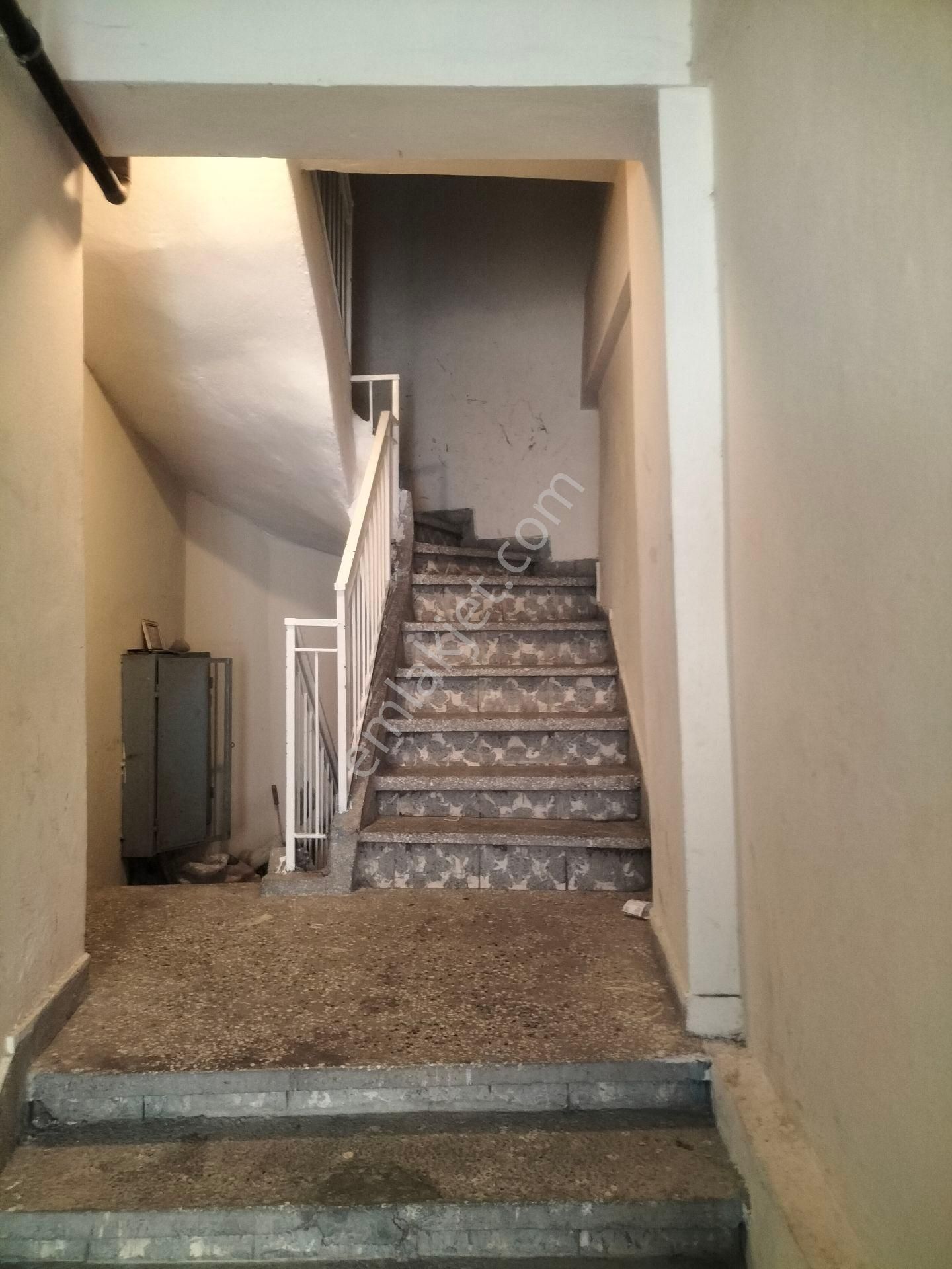 Aydın Efeler Köprülü Mahallesi'nde 3+1 Satılık Daire - Görsel 2