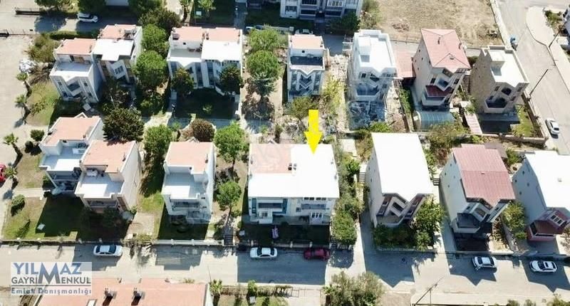 Bahçeli 372 M² Arsa İçinde 4+1 Satılık Tripleks - Görsel 3