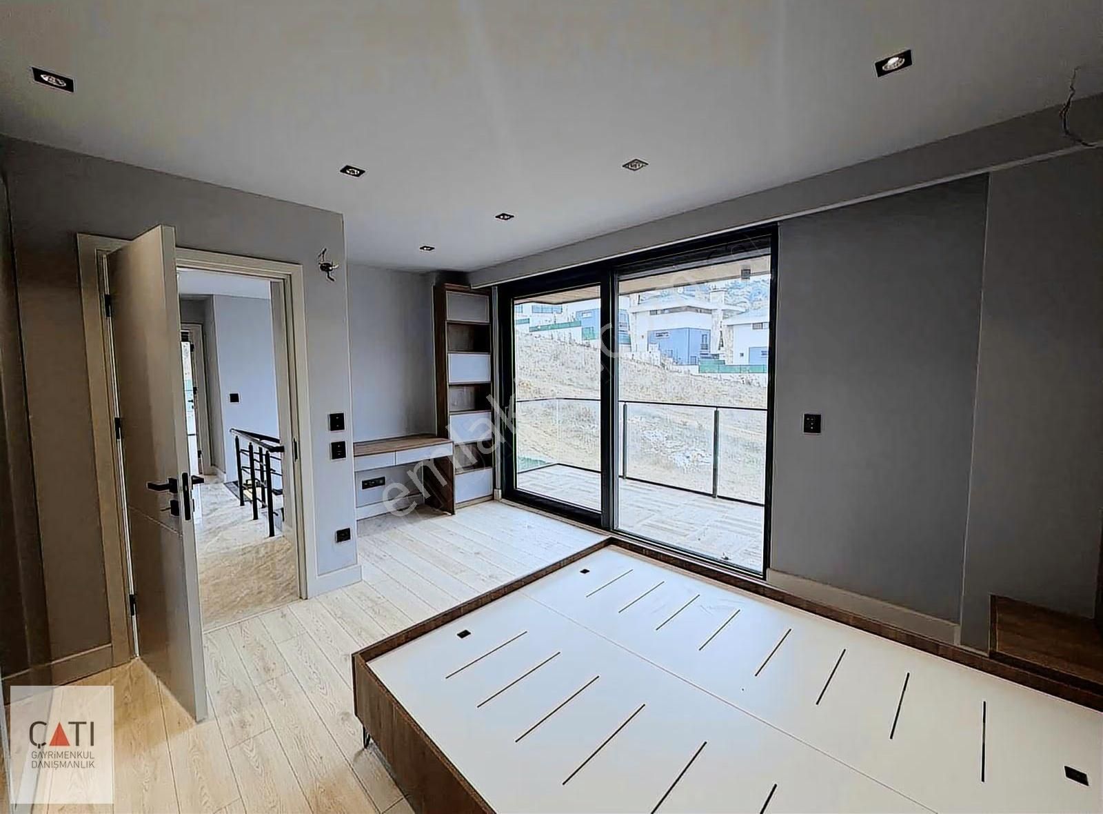 Doğa'nın Kalbinde Çavuş Mah 6+1 Satılık Tripleks Villa - Görsel 23