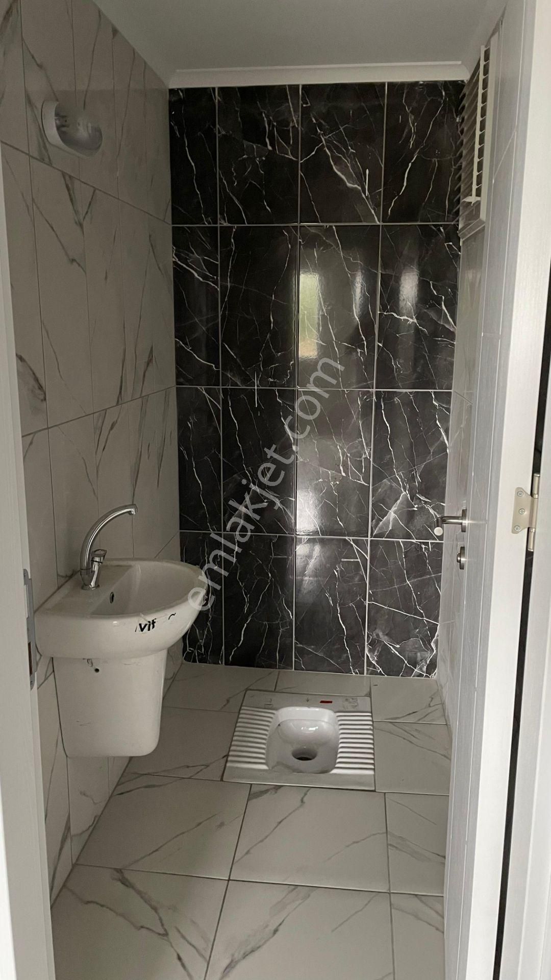 Küçükler Gayrimenkulden Karşıyaka Da Satılık Daire - Görsel 8
