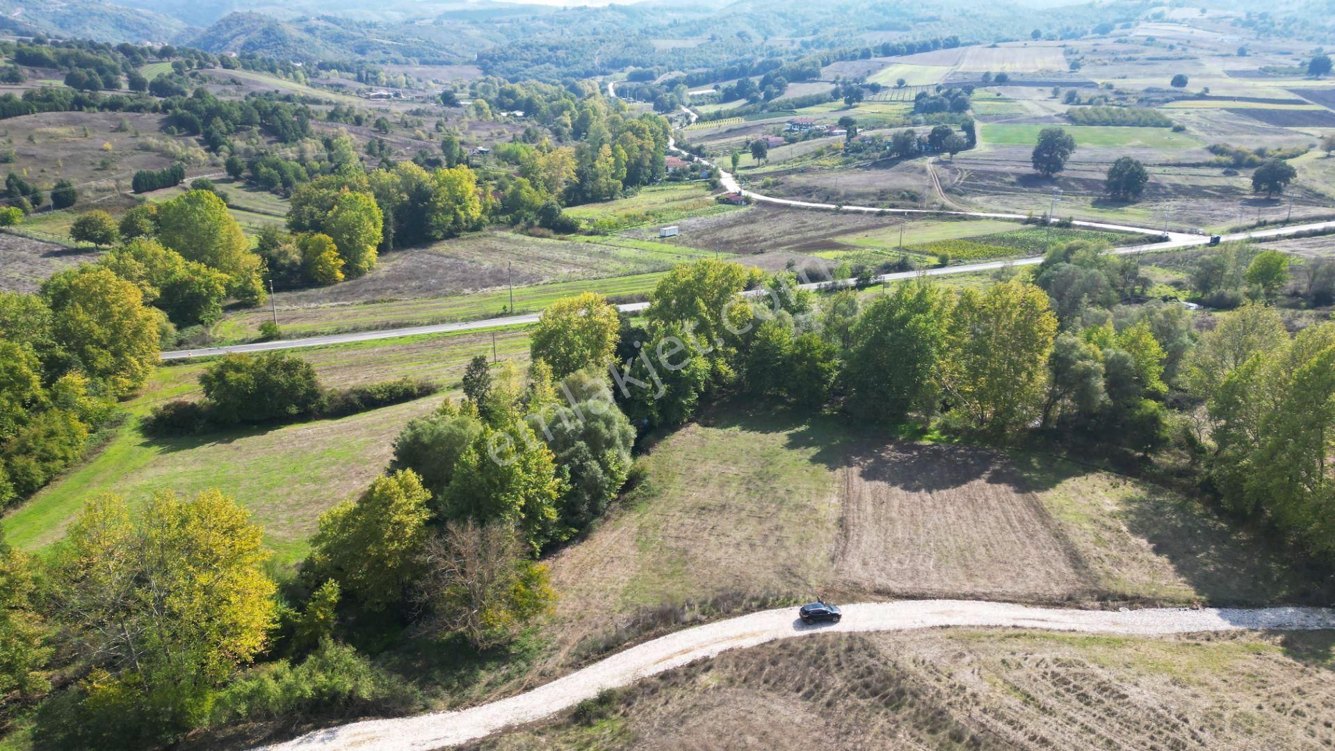 Kocaeli Karamürsel Kızderbent 1.193 M² Dere Kenarı Satılık Tarla - Görsel 3