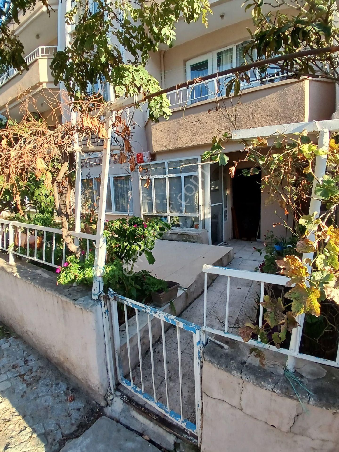 Ayvalık Eski Garaj Akasında Müstakil Tadında 2+1 Daire - Görsel 4