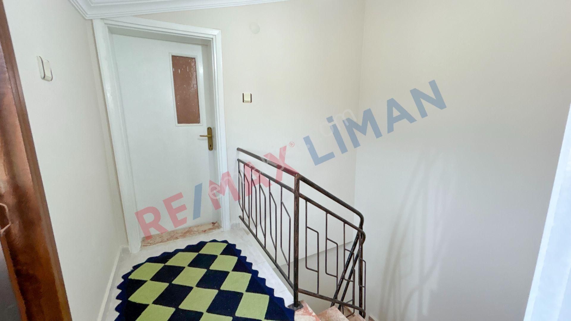 Altınoluk Narlı`da Deniz'e Yakın Satılık 4+1 Tripleks Villa - Görsel 30