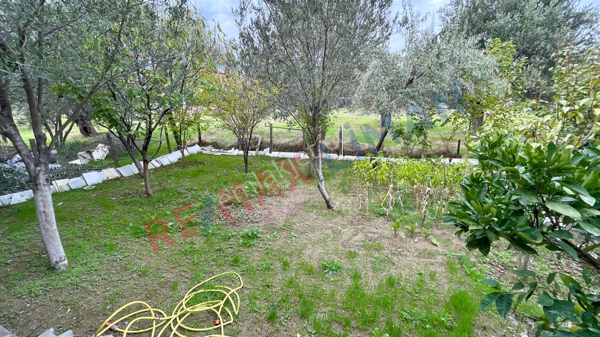 Altınoluk Narlı`da Deniz'e Yakın Satılık 4+1 Tripleks Villa - Görsel 33