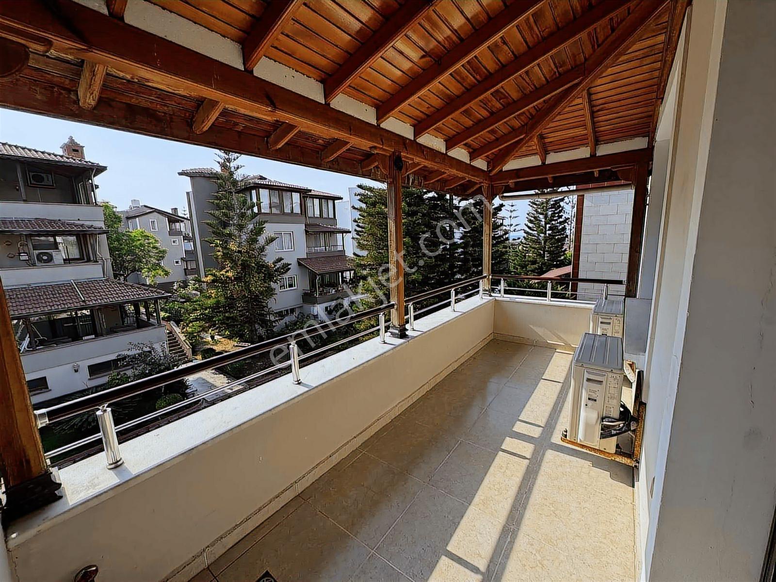 Prestijin Adresi Sezer Sitesi'nde Satılık Villa - Görsel 20