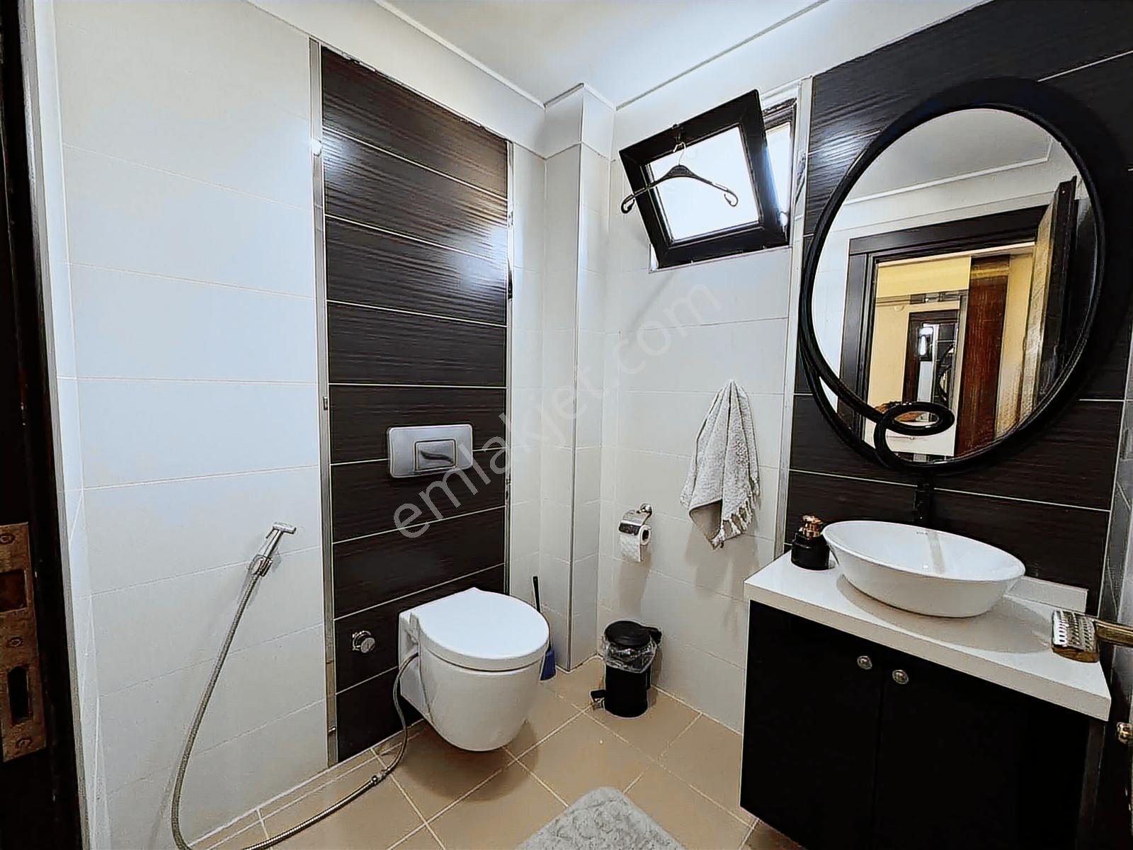 Prestijin Adresi Sezer Sitesi'nde Satılık Villa - Görsel 9