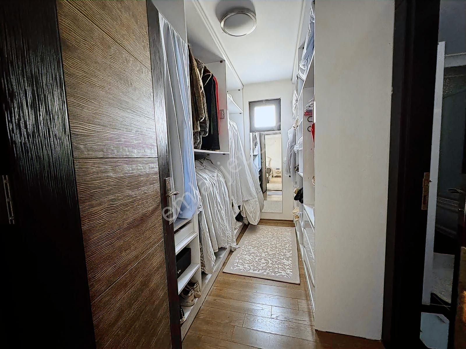 Prestijin Adresi Sezer Sitesi'nde Satılık Villa - Görsel 18