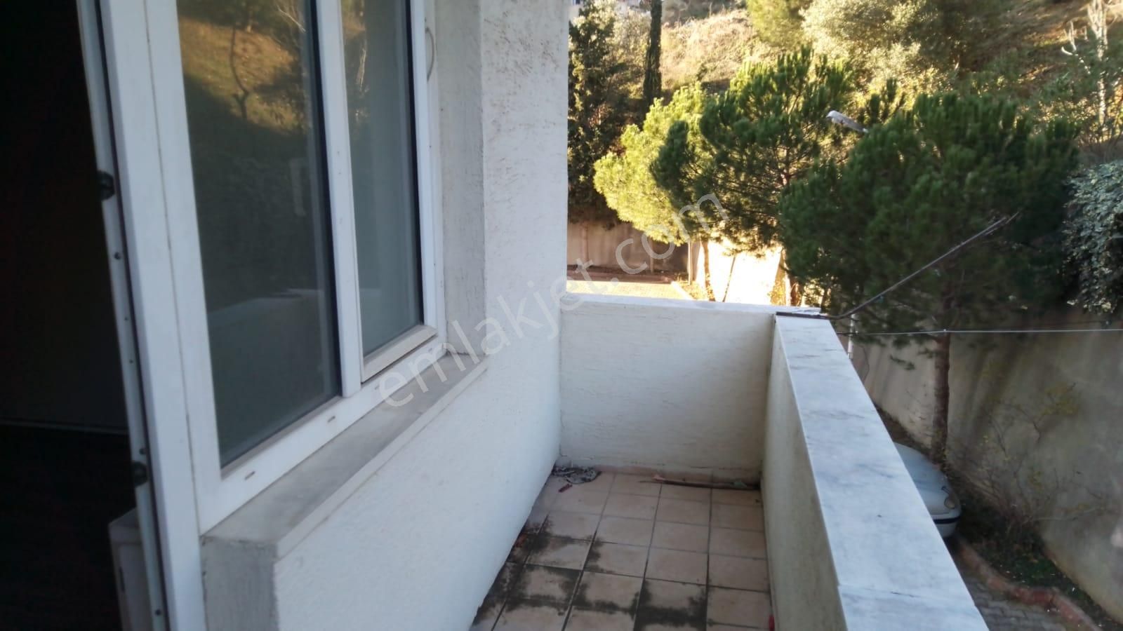 Gemlik Cumhuriyet Mah.de Kiralık Daire 3+1 Deniz Manzaralı Arakat Asansörlü Kombili - Görsel 28