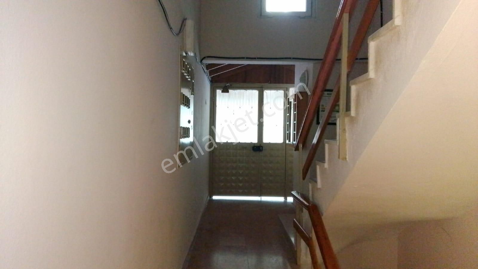 Gemlik Cumhuriyet Mah.de Kiralık Daire 3+1 Deniz Manzaralı Arakat Asansörlü Kombili - Görsel 26