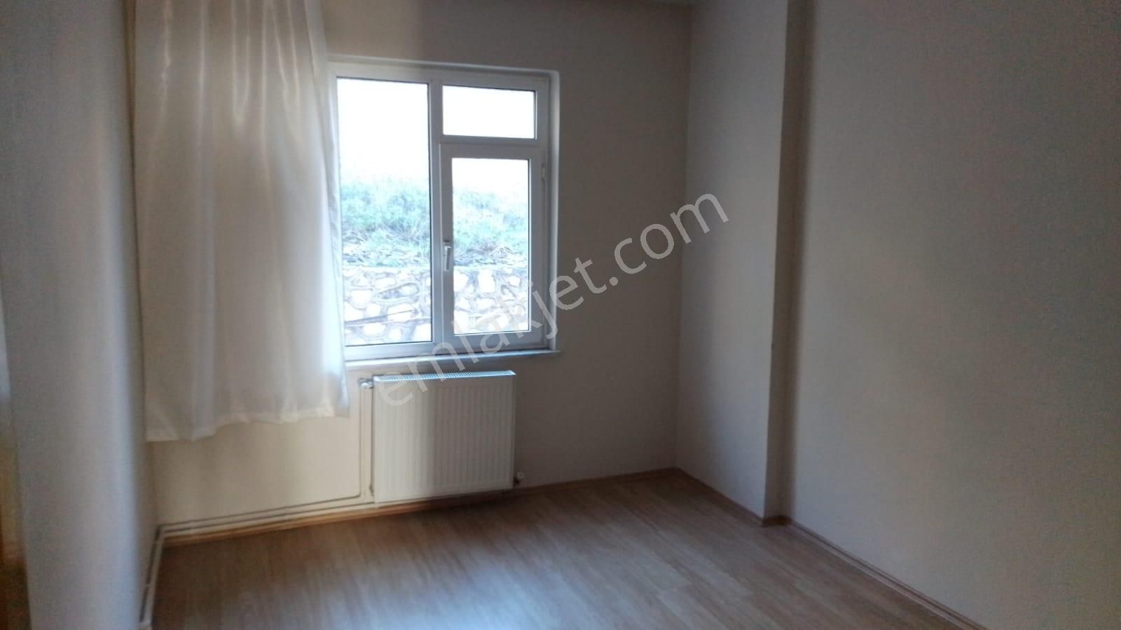 Gemlik Cumhuriyet Mah.de Kiralık Daire 3+1 Deniz Manzaralı Arakat Asansörlü Kombili - Görsel 19