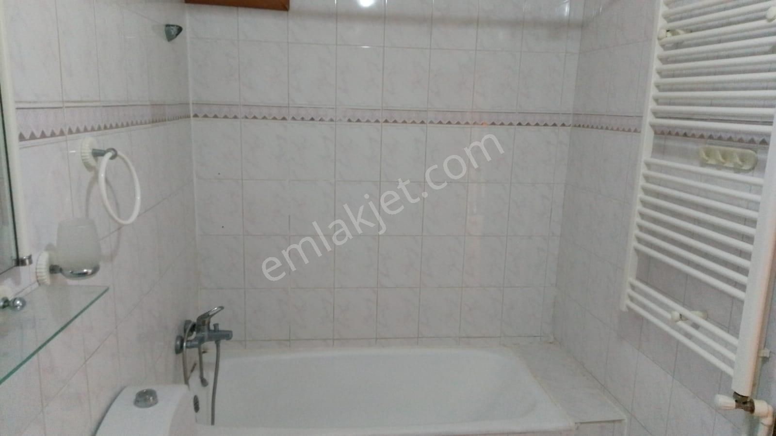 Gemlik Cumhuriyet Mah.de Kiralık Daire 3+1 Deniz Manzaralı Arakat Asansörlü Kombili - Görsel 20