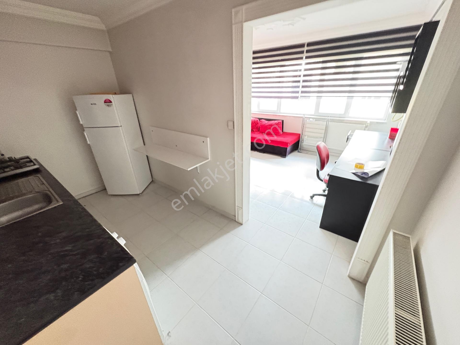 Marmara'dan Kocasinan'da 1+1 Geniş Kiralık Daire - Görsel 12