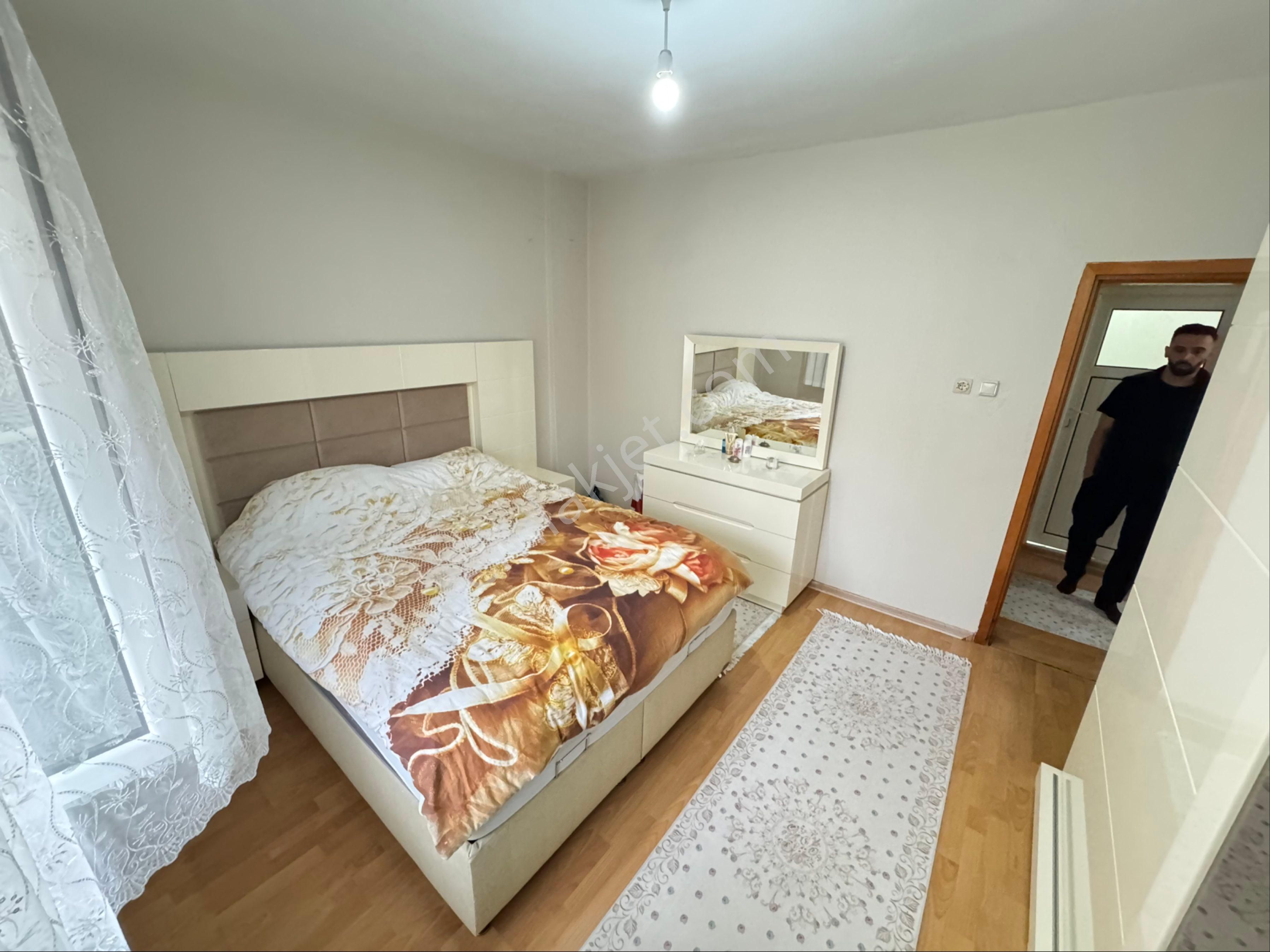 Özgür İnşaat'tan Sultançiftliği Mah'de 3+1 135m2 Köşe Başı 3.kat - Görsel 8