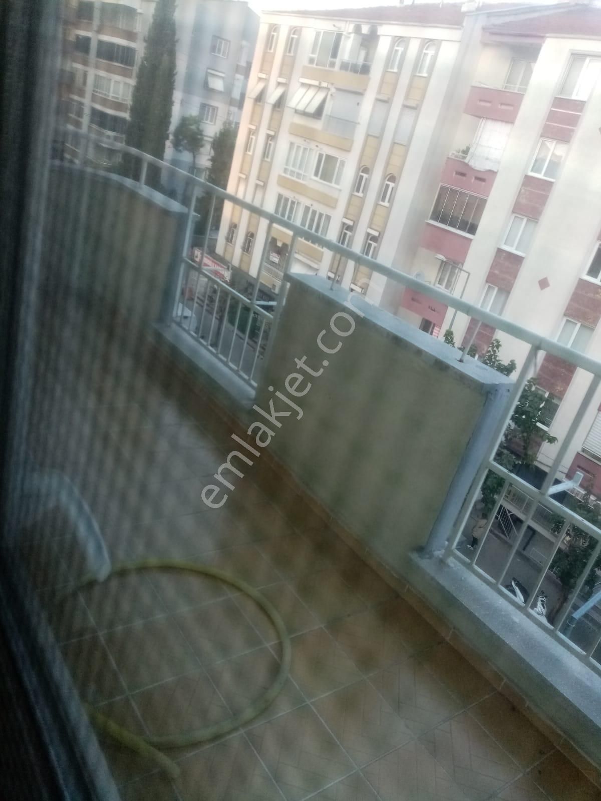 Balıkesir Bahçelievler De Demirdağ Emlak Tan Satılık 3+1 Ara Kat Daire. - Görsel 8