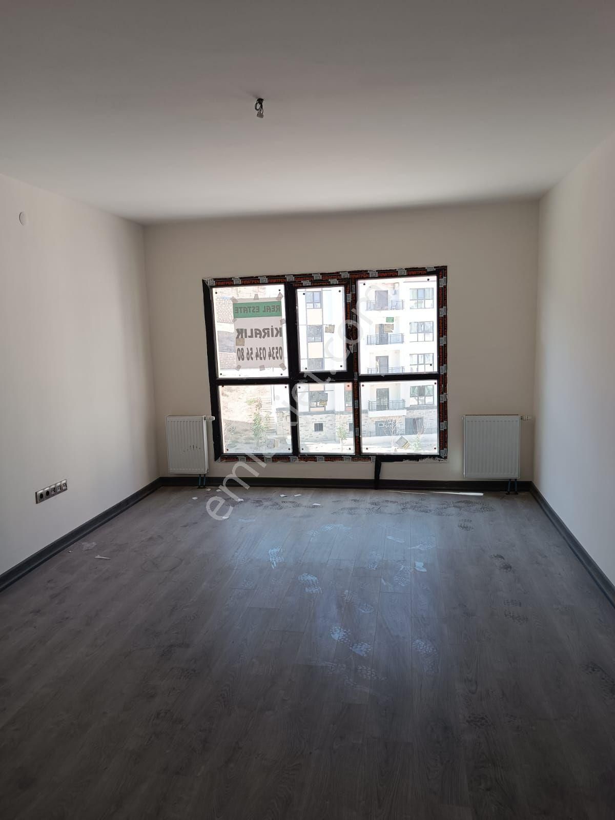 Hatay Antakya Dikmece 6 Bölge 5 Etap Kiralık Son Kat Daire Anna Cadde Üzerinde Hriir - Görsel 5