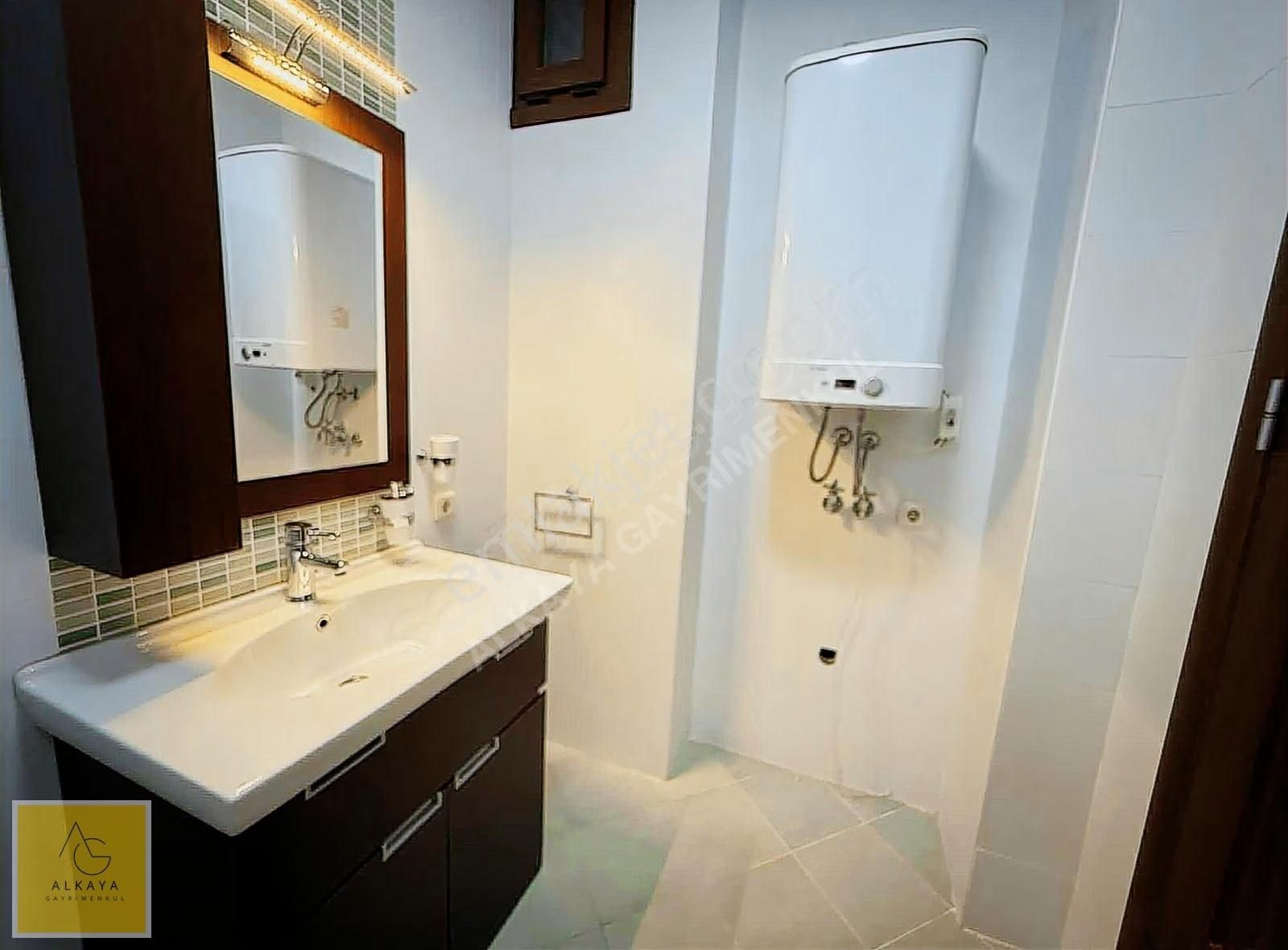 Caddebostan Sahil'de Satılık 3+1 Balkonlu 100m2 Net Boş Daire - Görsel 29