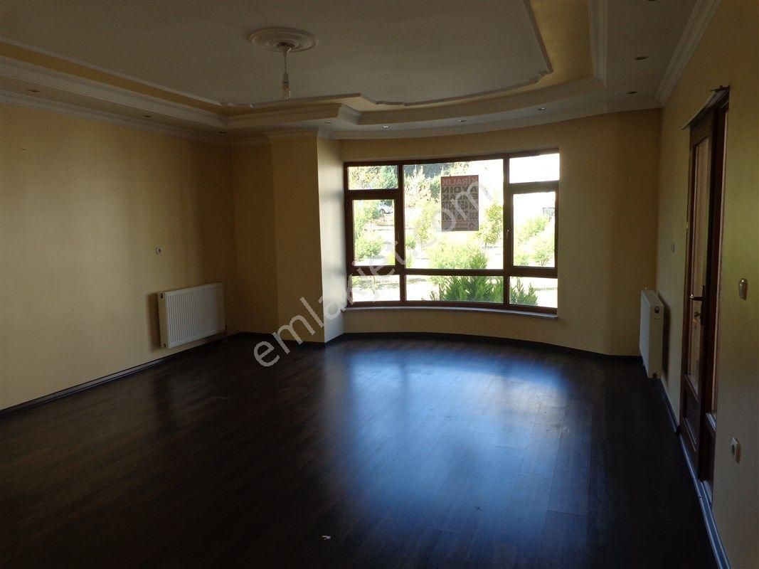 Bursa Nilüfer Beşevler Konak Mah. Kiralık 150 M2 Lüx 3+1 Daire 35.000 Tl - Görsel 2